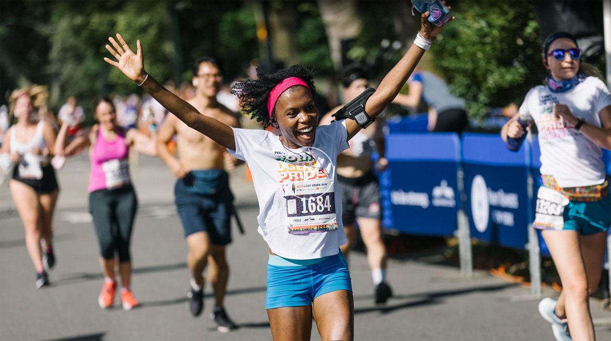 Thousands of runners participate in 40th LGBT Pride Run